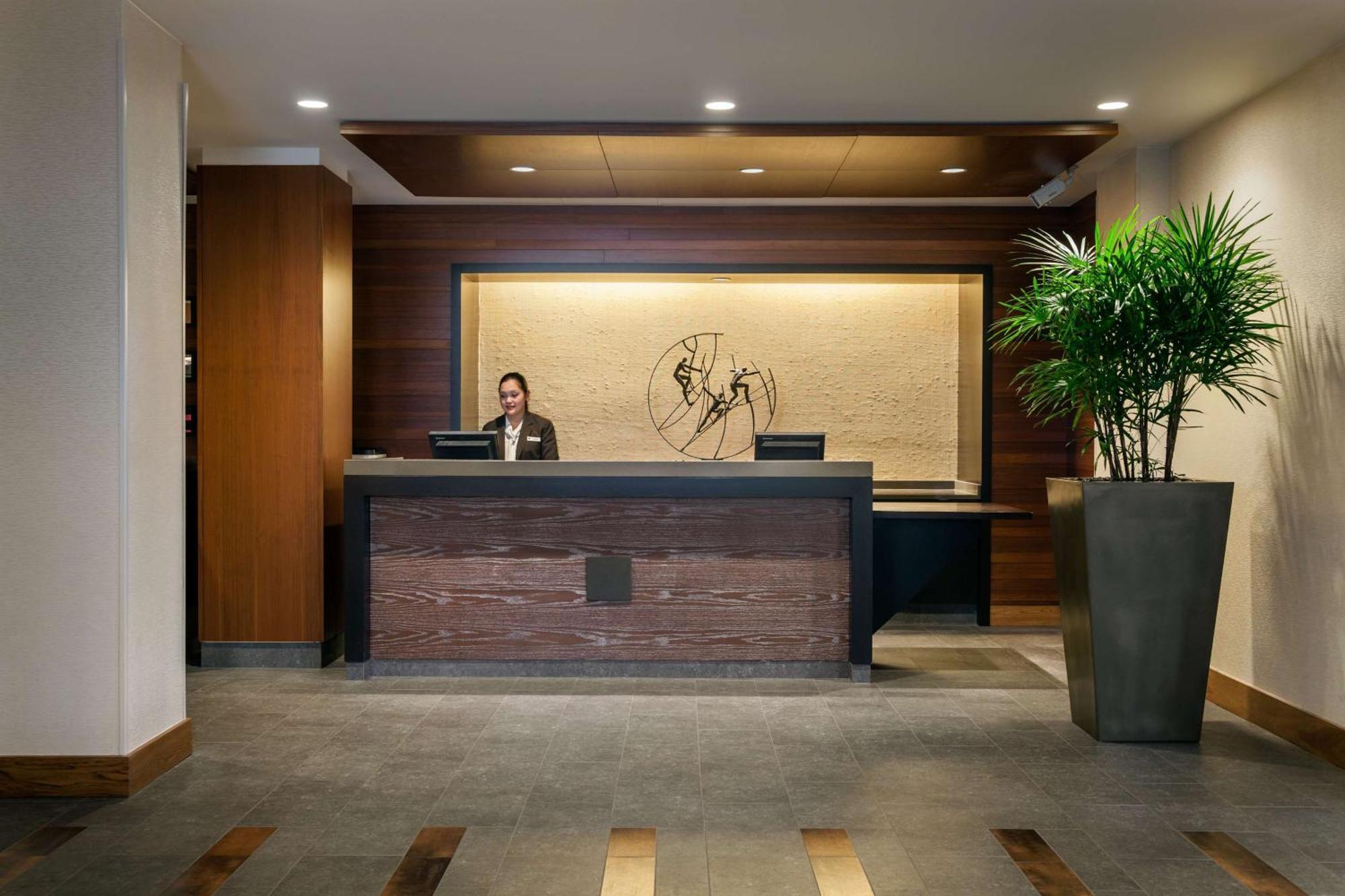 ดับเบิ้ลทรีบายฮิลตันโฮเต็ลซานฟรานซิสโกแอร์พอร์ต Hotel เบอร์ลิงเกม ภายนอก รูปภาพ